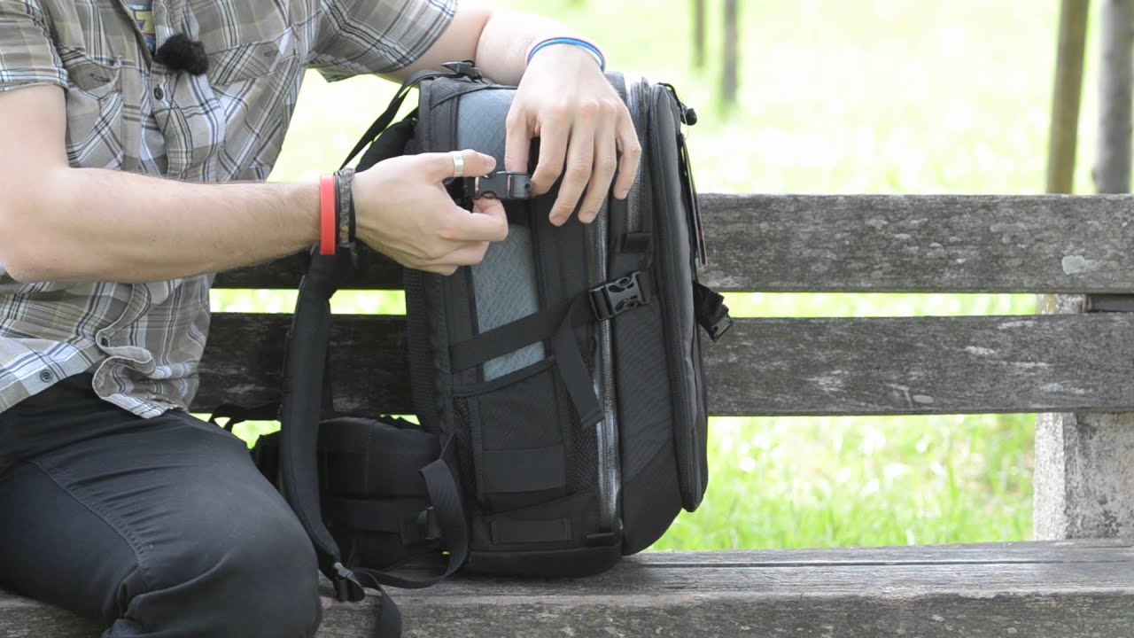 Lowepro Vertex 200 AW