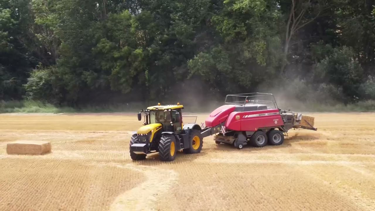 2 JCB Fastracs Baling┃Bruisyard, Suffolk Pt.1