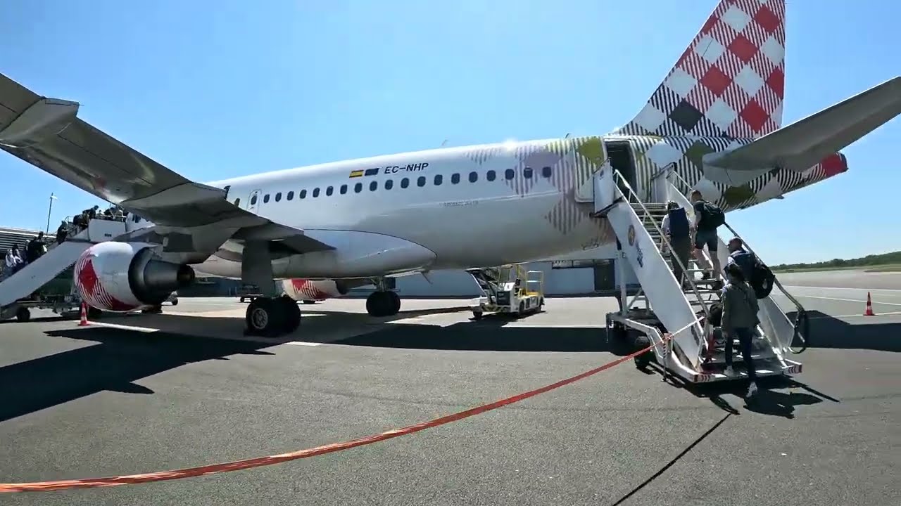 VOLOTEA 🇫🇷 Nantes Atlantique NTE Nice Côte d'Azur NCE 🇫🇷 Airbus A319 [FULL FLIGHT REPORT]