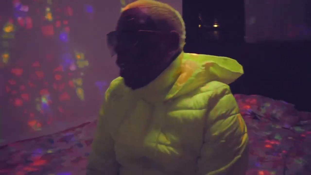 Japanese - Illuminati (Video Short Oficial)