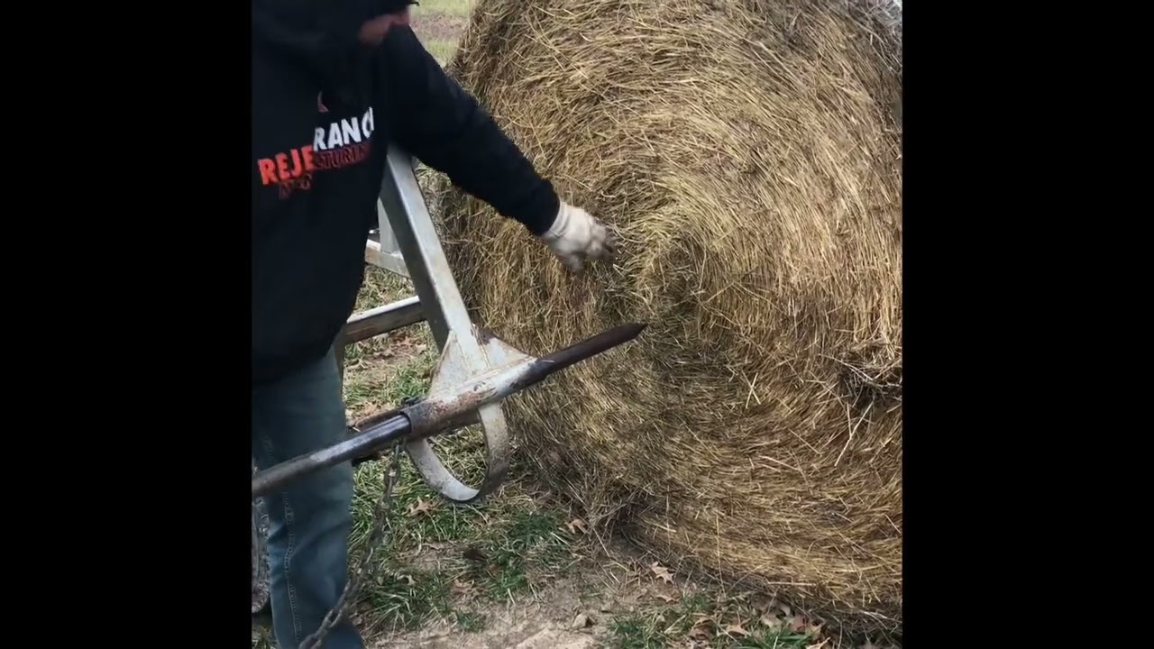 Загрузка тюка в машину Грега Джуди UnRoller