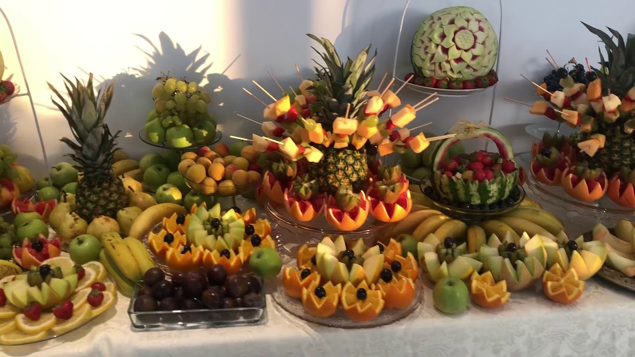 Candy Bar Nunta Bufet de fructe wedding carving fruits fructe sculptate sweets buffet sweet table