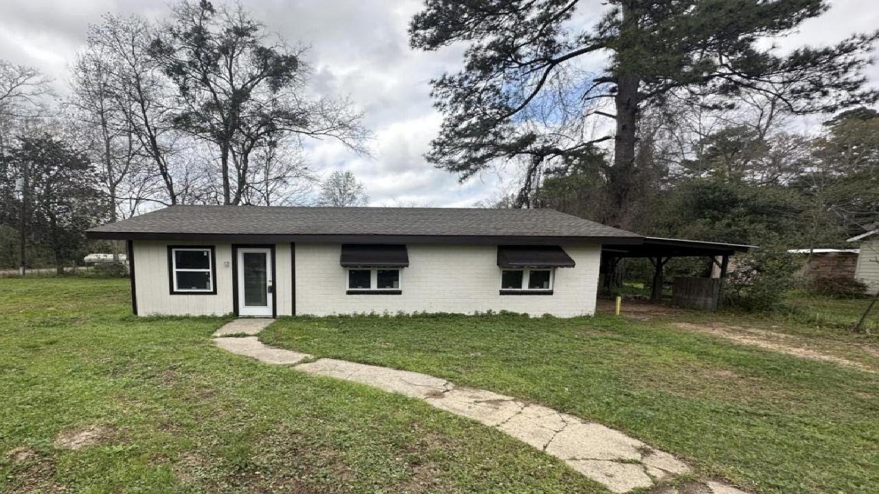 45 4th St., Brooklyn, MS Presented by Steve Pahlman.