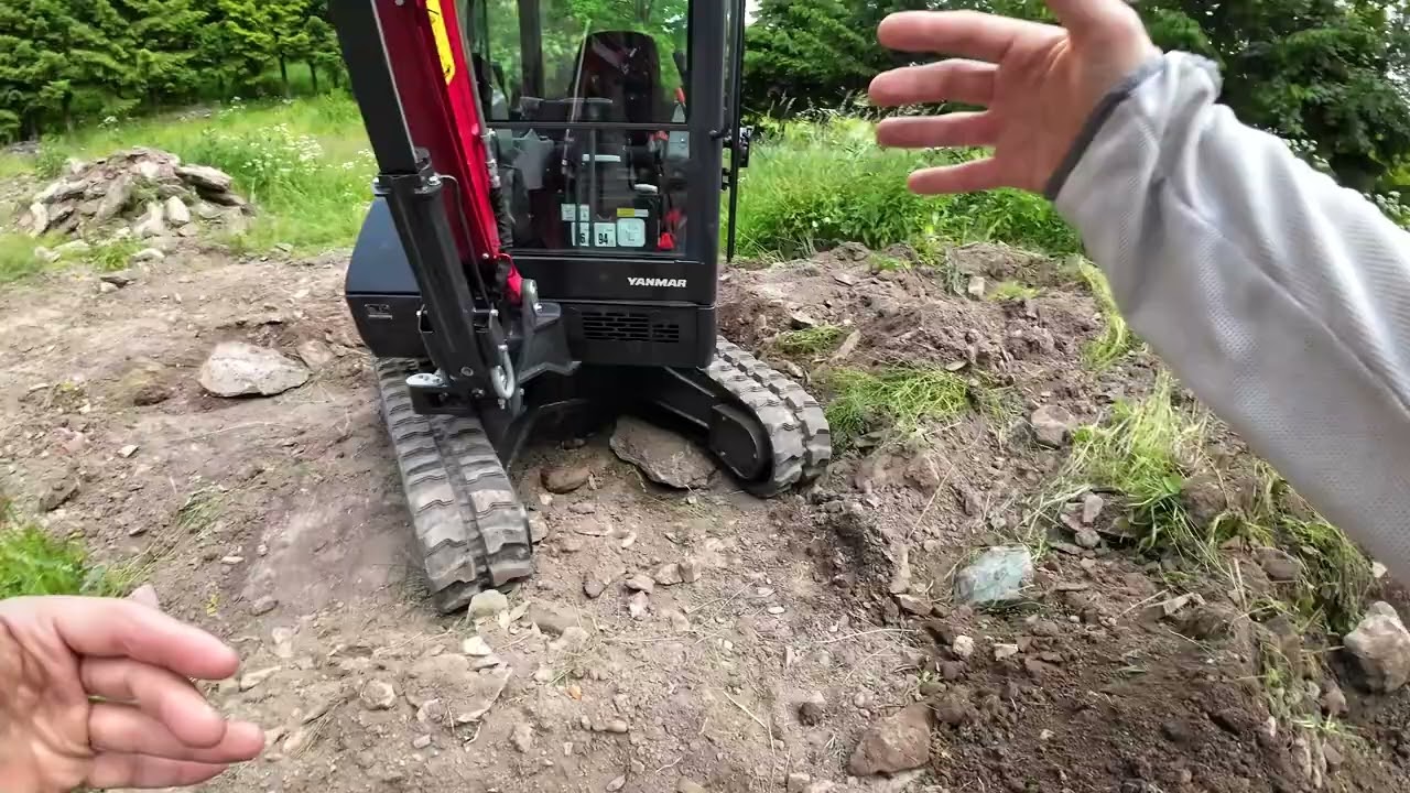 From old JCB 8018 to brand new Yanmar SV26 mini excavator. Back to work on the channel!