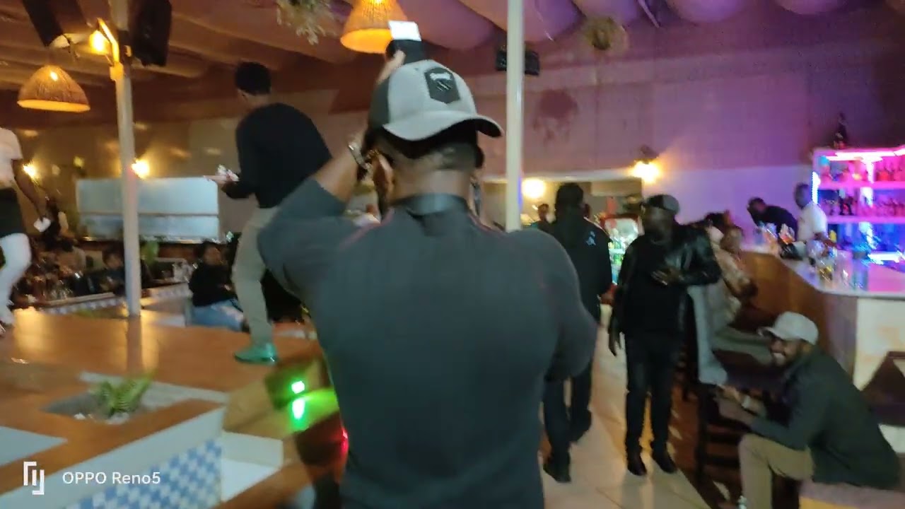 musician KAWELE from UK  has come to celebrate with Darzee birthday we have enjoy nice Seben