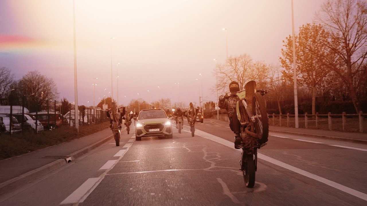 Yax - Traffic (Clip Officiel) @dybaxfilms