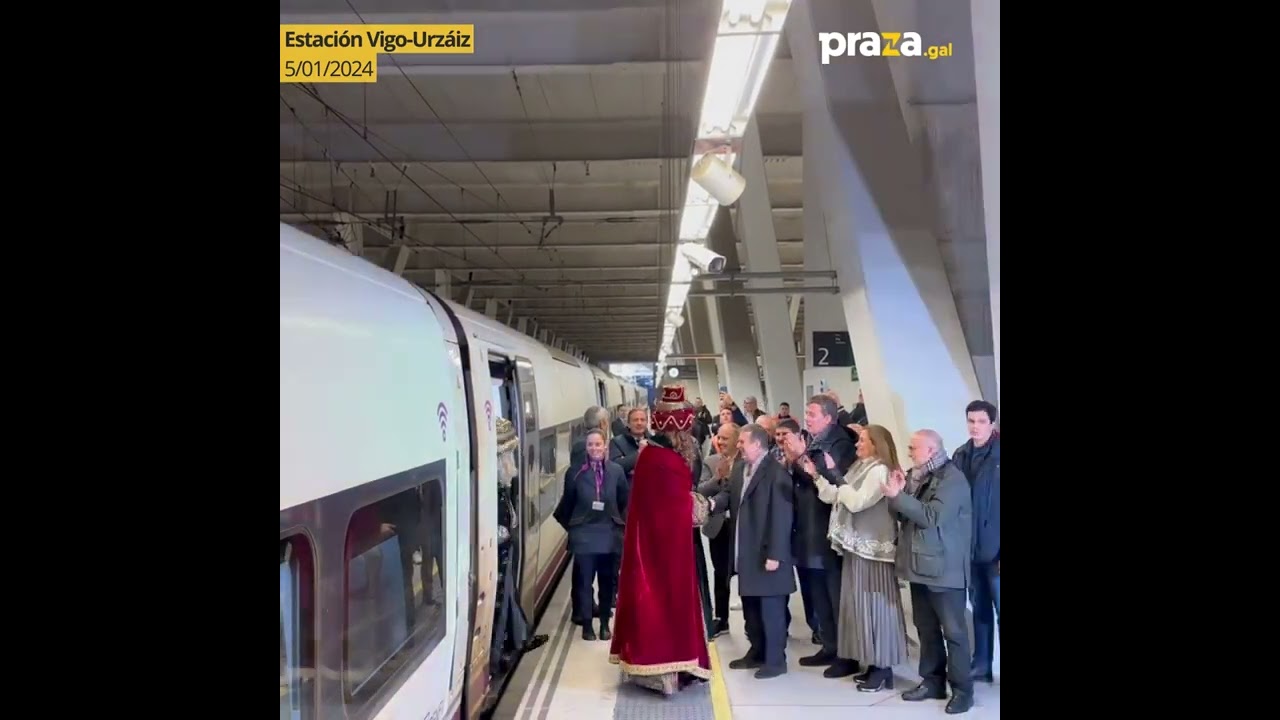 Chegada do Talgo 106 a Vigo nunha vixe de probas cos Reis Magos e o ministro de Transportes