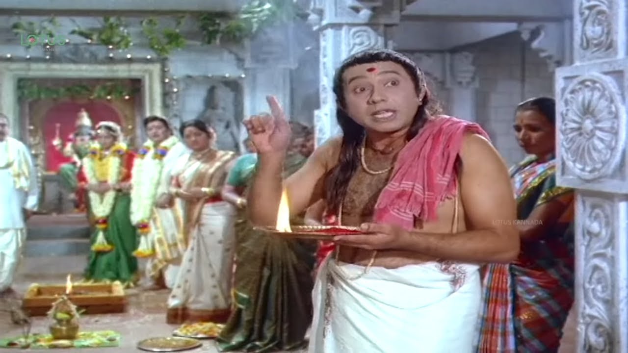 ಬನಶಂಕರಿ ದೇವಿ ಆರತಿ ತಟ್ಟೆ ತನ್ನಹತ್ರ ಬರೋ ಹಾಗೆ ಮಾಡಿದ ಮಾಟಗಾರ - Banashankari Kannada Movie Part 02