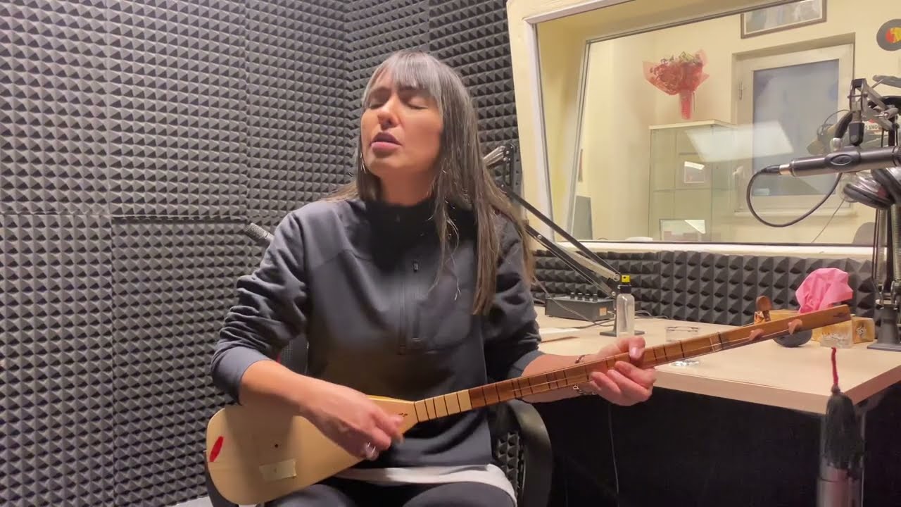 YAYIN ÖNCESİ DEDE SAZI İLE ( Sazım Ya Xızır ) Sinem Önel
