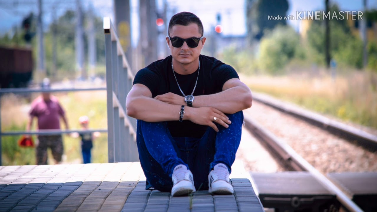 Zen&eacute;sz Robika-Igaz szerelem❤ 2018