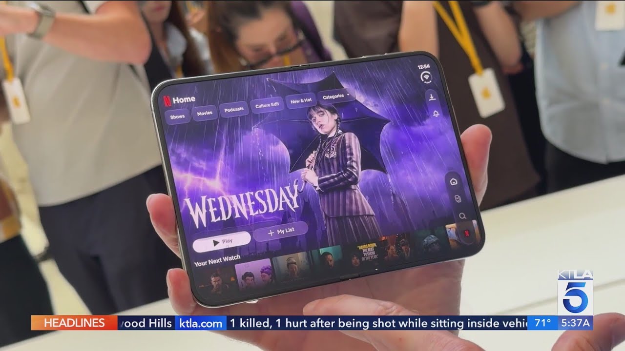Early verdicts on Apple&rsquo;s $2000 foldable iPhone - Rich On Tech