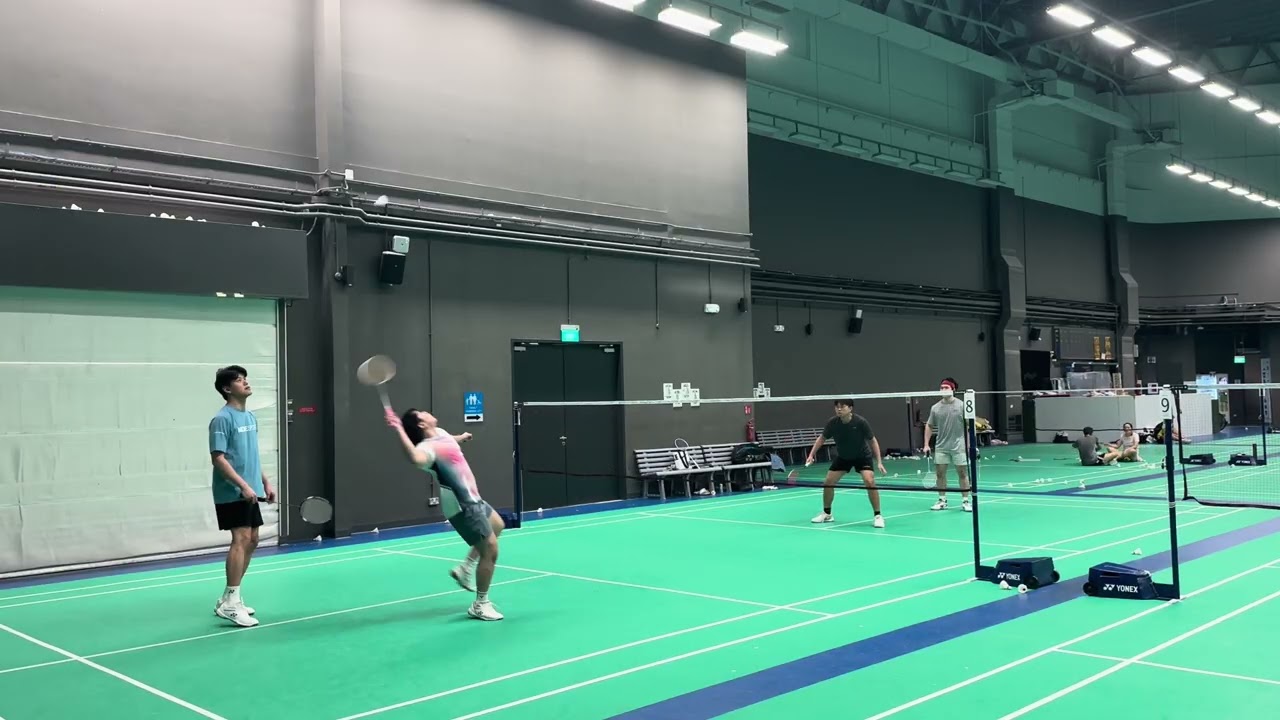 Badminton - Joronn/Andon VS Aug/Nic