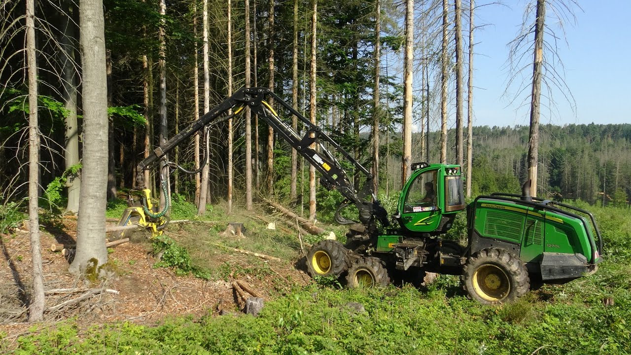HARVESTOR JOHN DEERE 1270G - TĚŽBA A EXPORT DŘEVA. MAN - SCANIA  - VOLVO. KŮROVCOVÁ KALAMITA.
