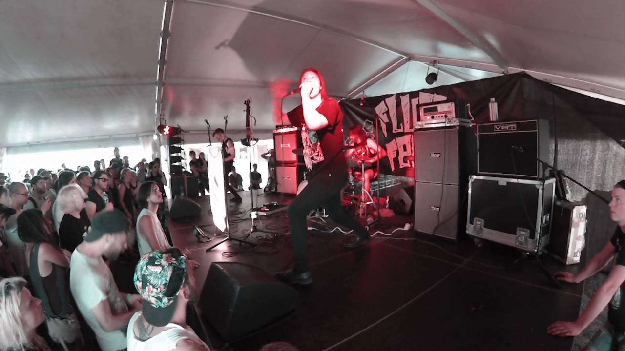 Dawn Ray'd live Full Set @ Fluff Fest 2016