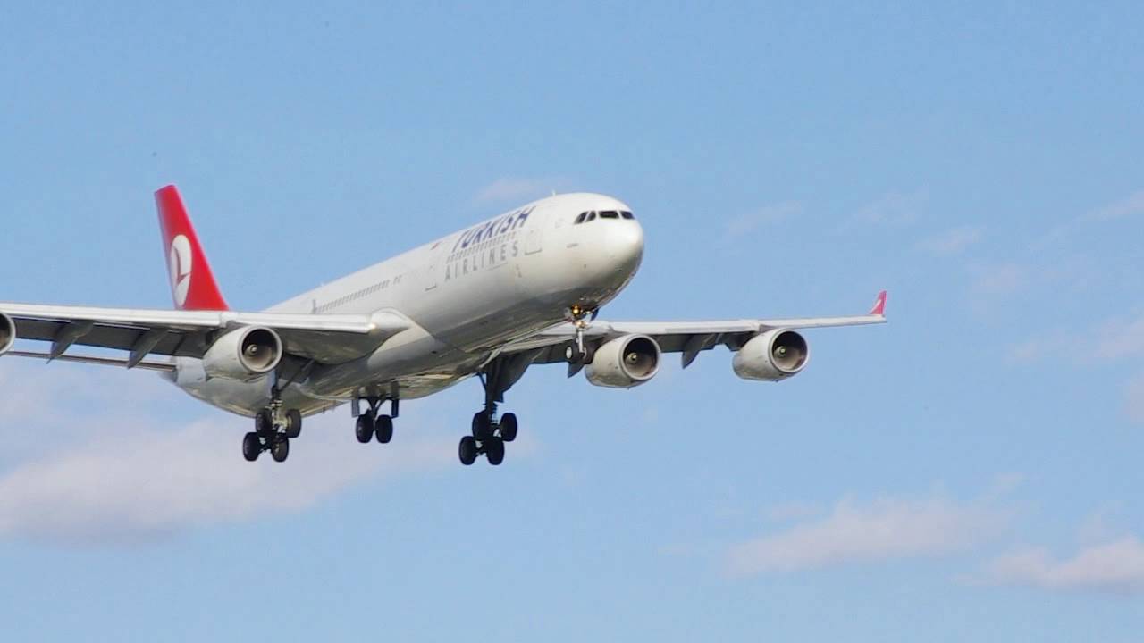 Welcome again! | Turkish Airlines | Airbus A340-313 [TC-JDN] | Landing at Berlin-Tegel (TXL/EDDT)