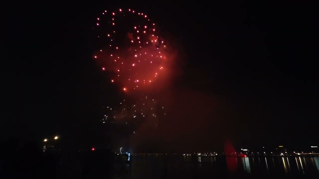 Feu artifice nouvelle année 2024 Genève
