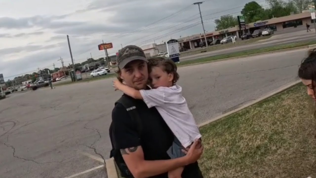 This is the saddest thing I've ever seen! Stranded father left alone with no help 😢