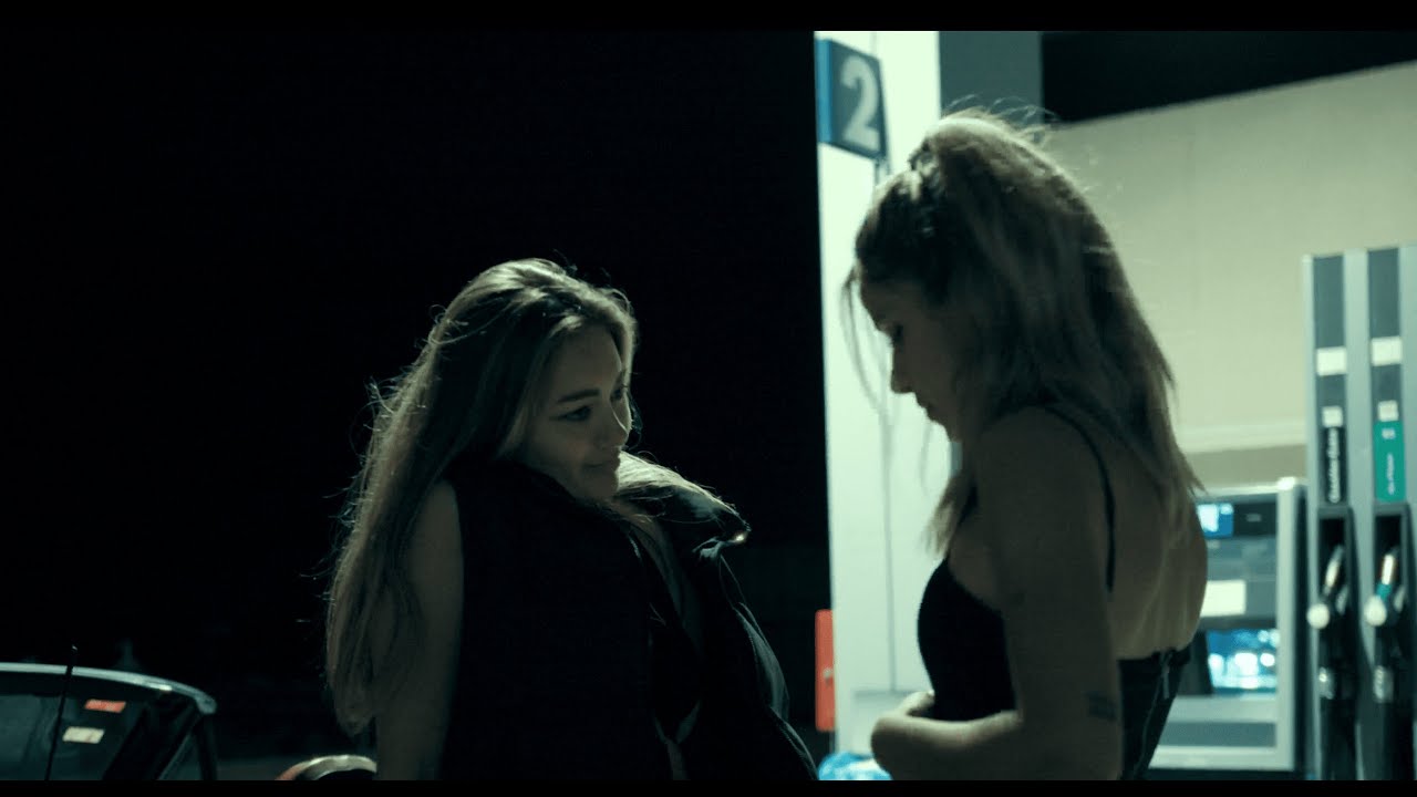 Joanna Crass, Zeper - Subiendo Revoluciones (Videoclip Oficial)