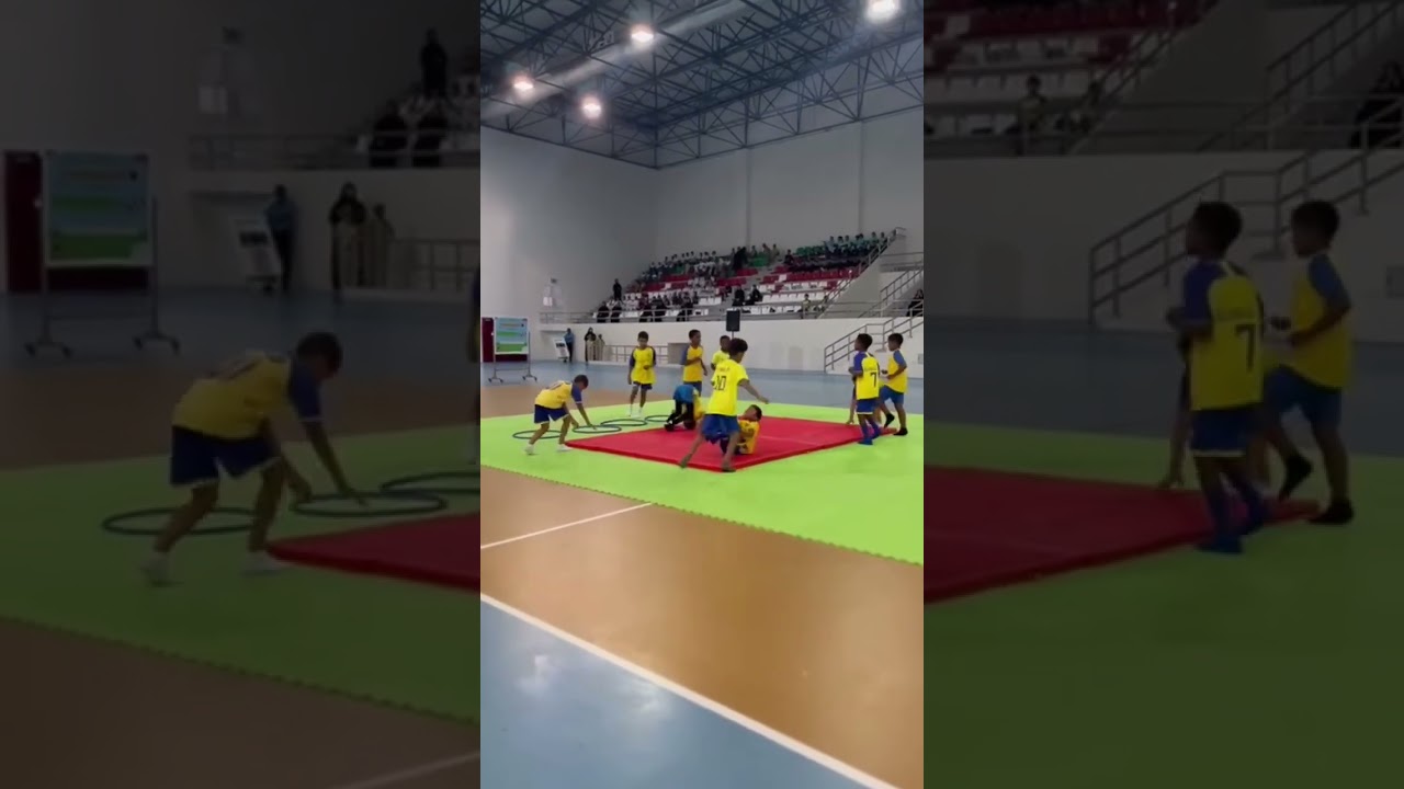 مشاركة طلاب شموس الابتكار في عرض الجمباز الحركي المقام في النادي الرياضي بولاية الرستاق