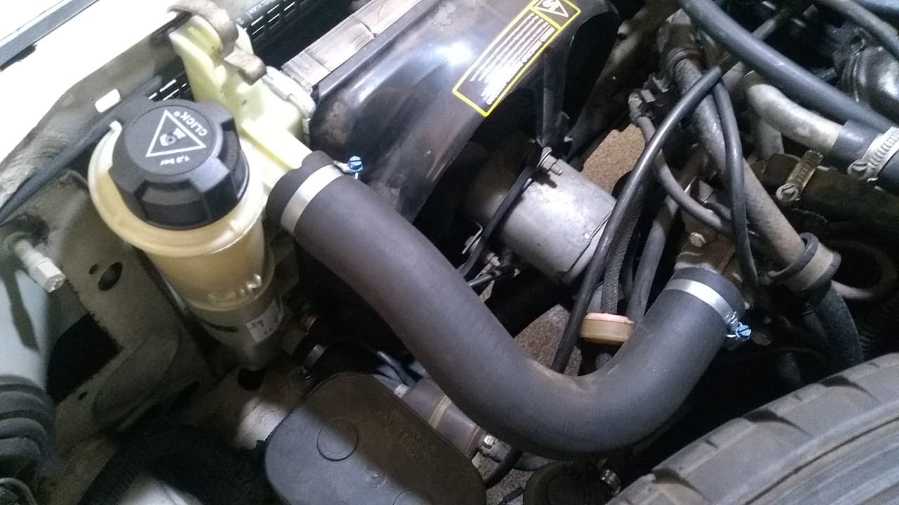 Fiat Uno Mille 1994 - DICA: Mangueiras do radiador e aplicação do cano/tubo d'água