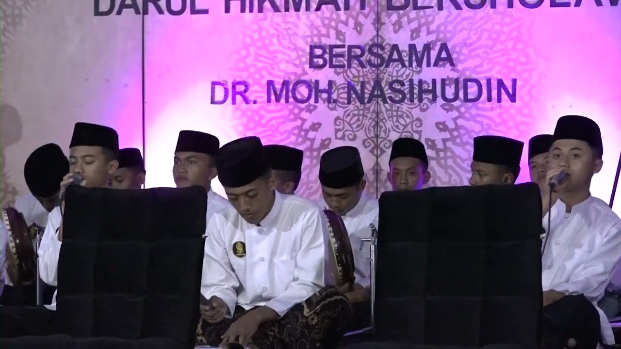DARUL HIKMAH BERSHOLAWAT