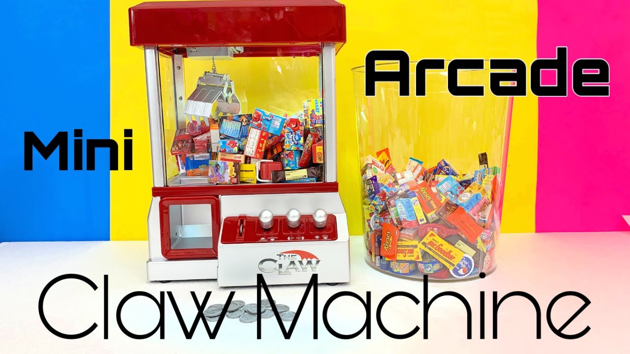 MINI ARCADE TOY CLAW MACHINE - 3 WAYS TO LOAD IT (1 with lights) | MINI BRANDS