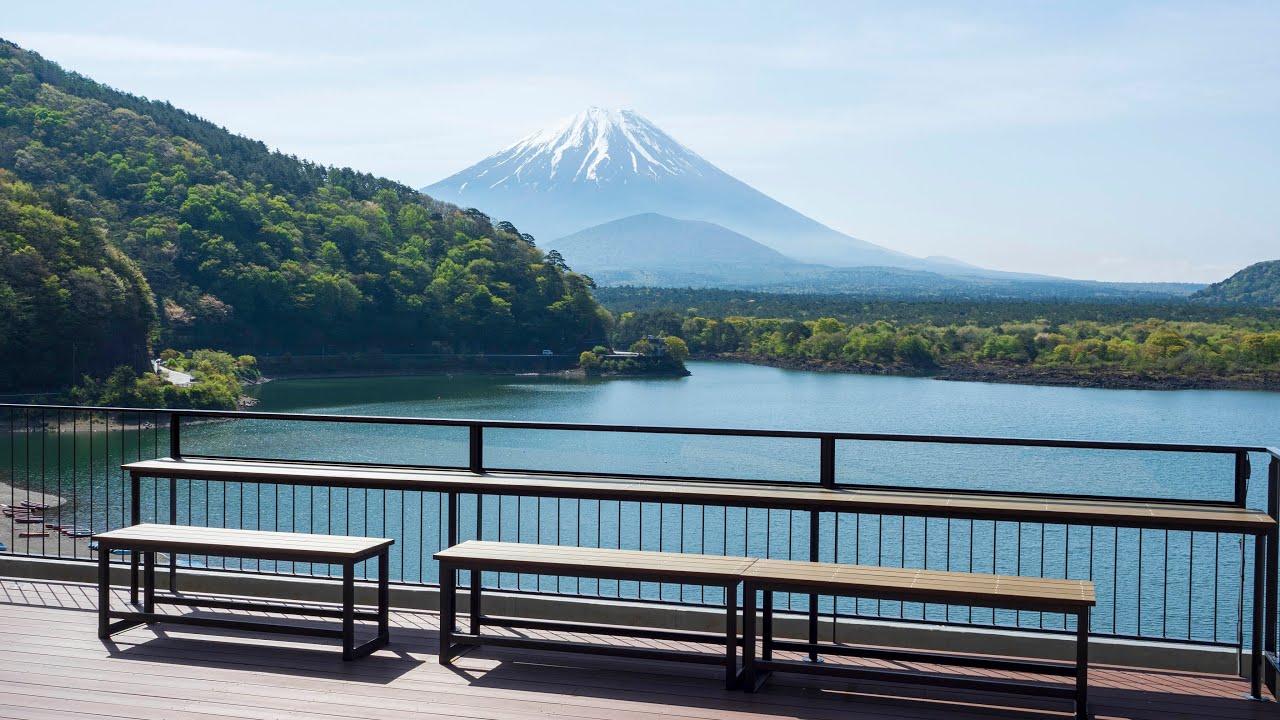 精進レークホテル 精進湖・富士山の風景 View of Lake and Mt.Fuji at Shoji Lake Hotel (4K Ultra HD)