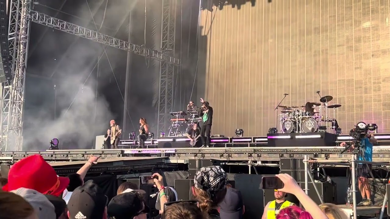 In Flames - Voices (live at Rock for People 13.06.2025)