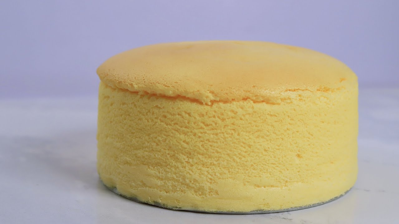 日式柠檬轻乳酪蛋糕，口感超细腻，入口即化 Japanese Cheesecake with lemon flavor,  melts in your mouth