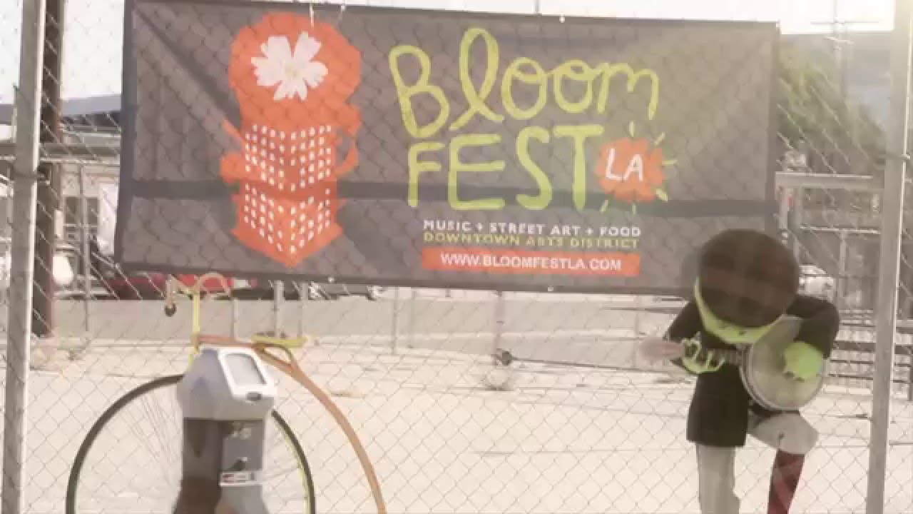 A Frog Goes to Bloomfest