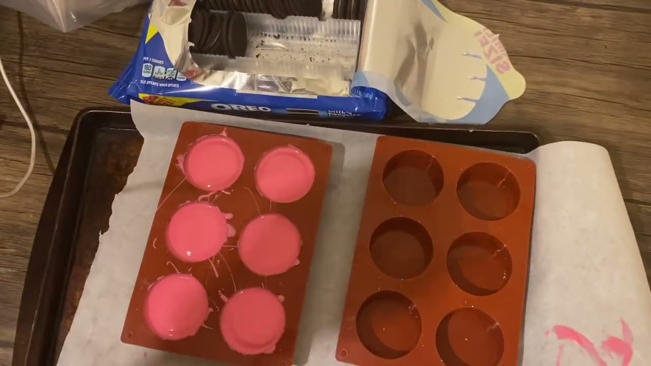 Chocolate Covered Oreos Tutorial