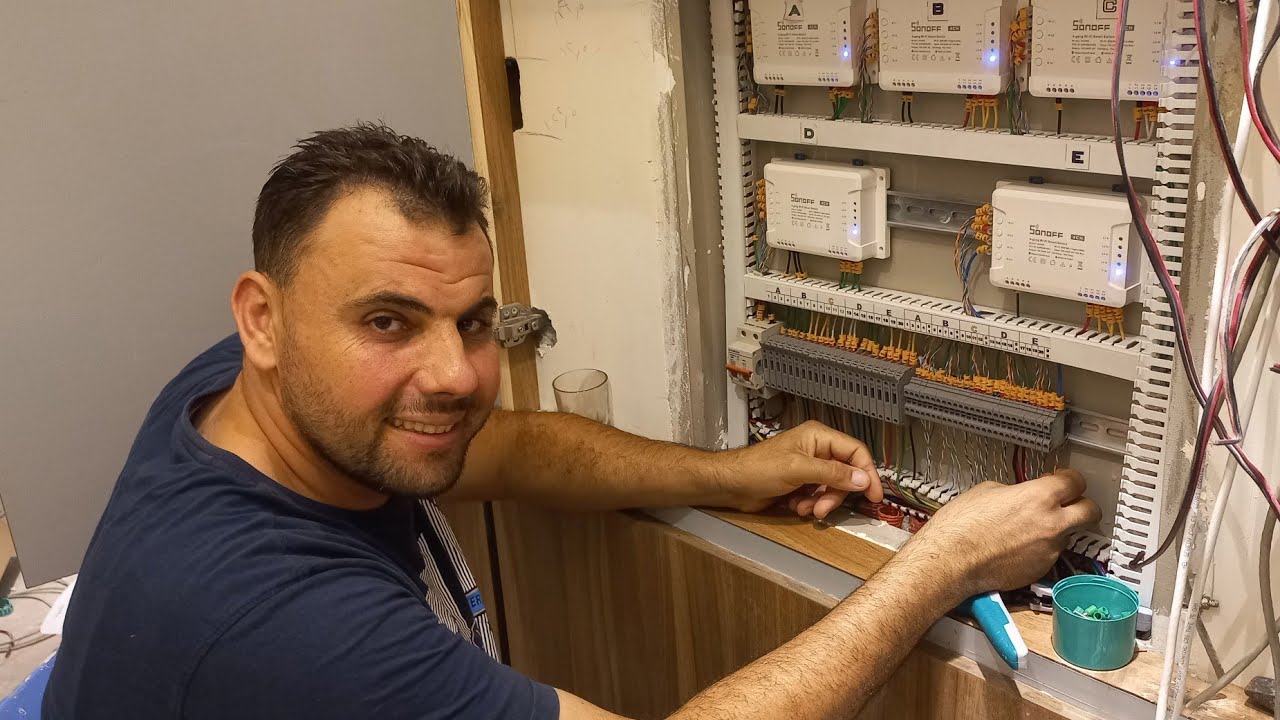شرح تشطيب لوحة الشريف اسمارت اقتصادي جاهزة وتوصيل الرواجع واسلاك النت مع المفاتيح Smart home system