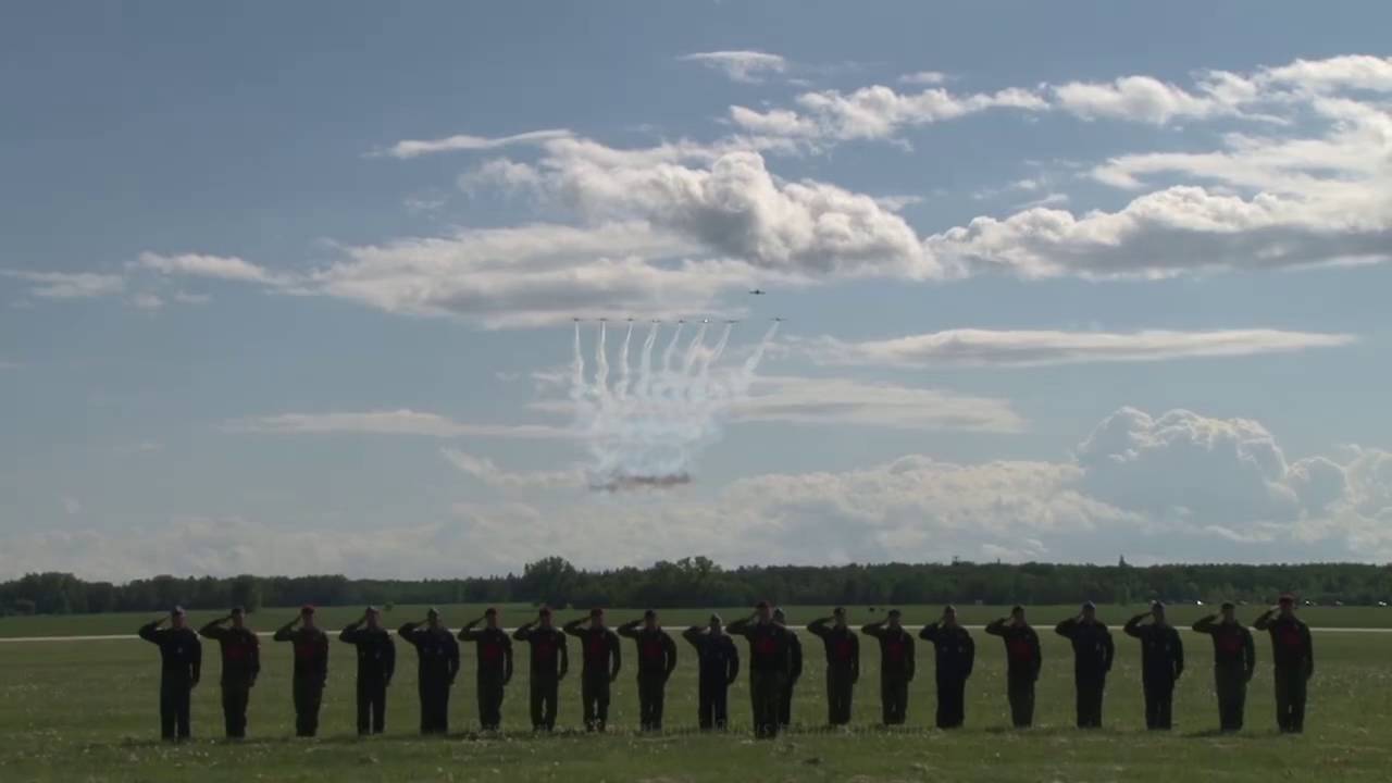 Snowbirds Missing Man Tribute to Captain Jeff Kuss