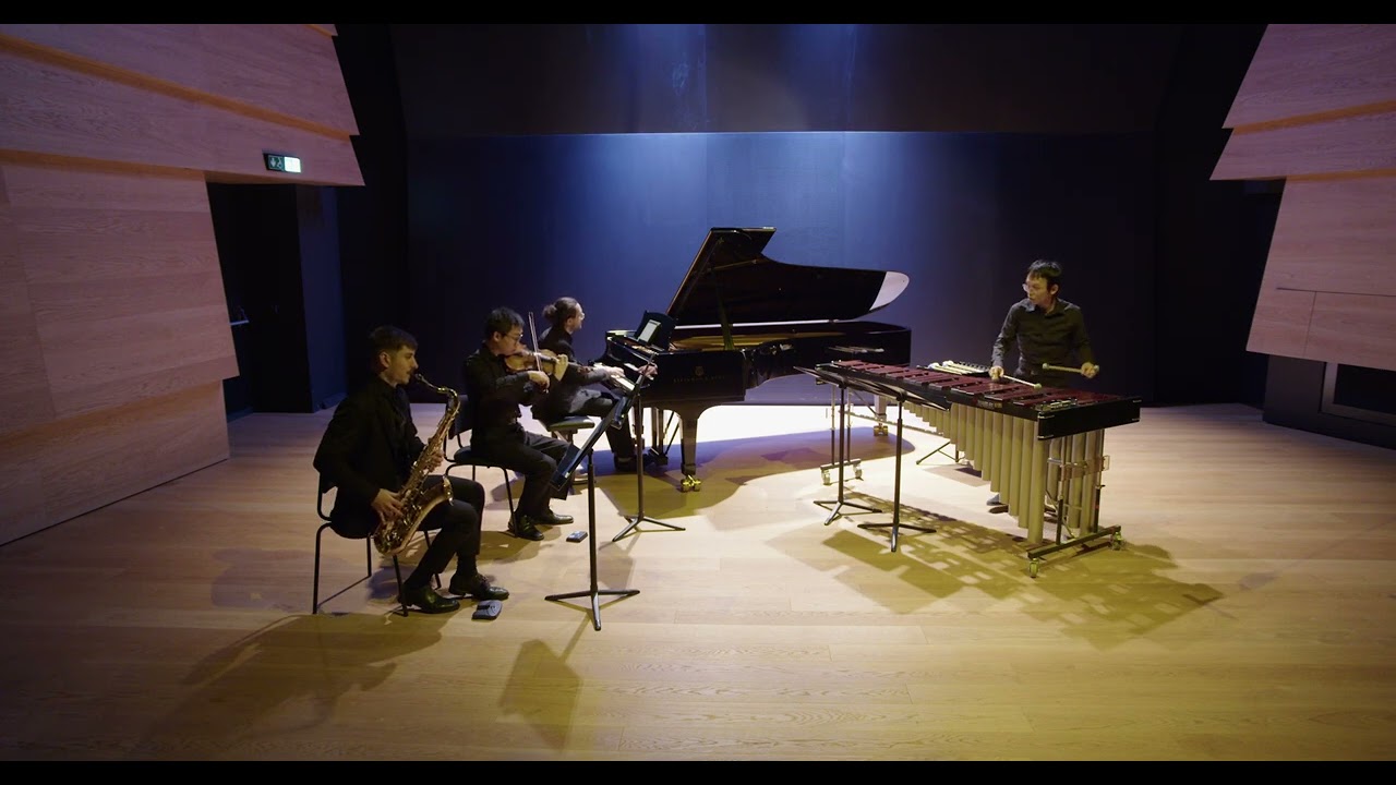 Marta Gentilucci — Über