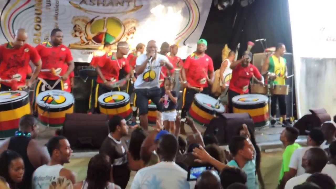 Narcizinho Belo de Dom 2013 Outubro  TV Olodum