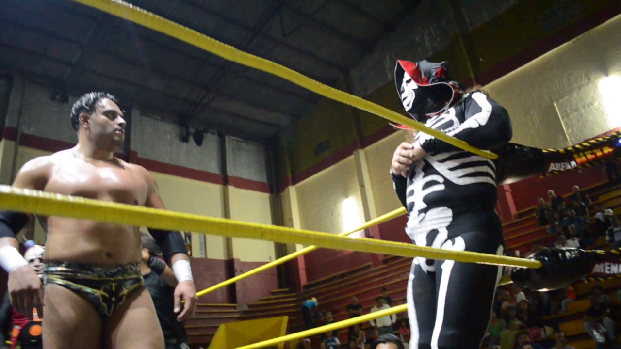 La Parka, Texano Jr Y Psycho Clown VS Murder, Monster y Pagano