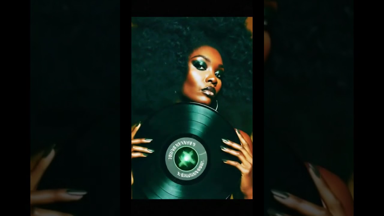 Savannah Strobe - Maxxinify - Afro House