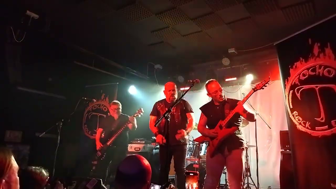 Metal fest tocho sala estraperlo 
