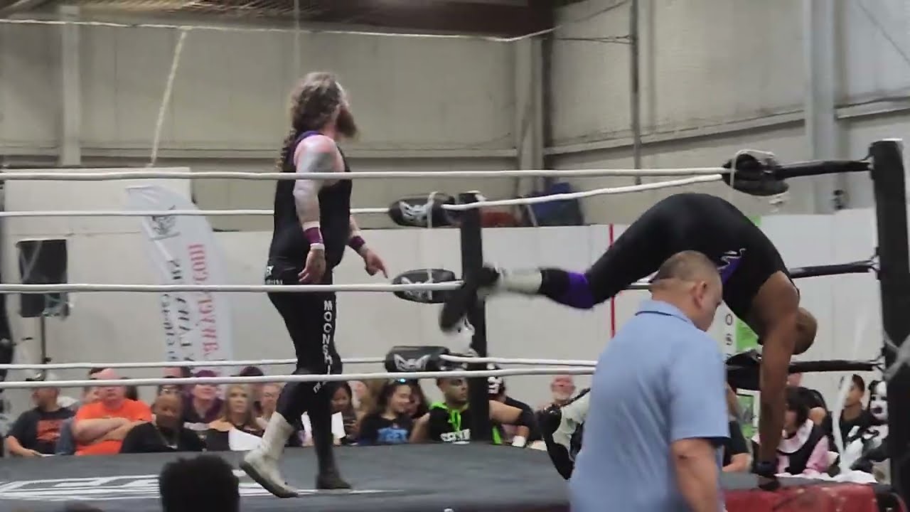 Mustafa & Anthony Nova vs The Bad Boy Rodeo Express