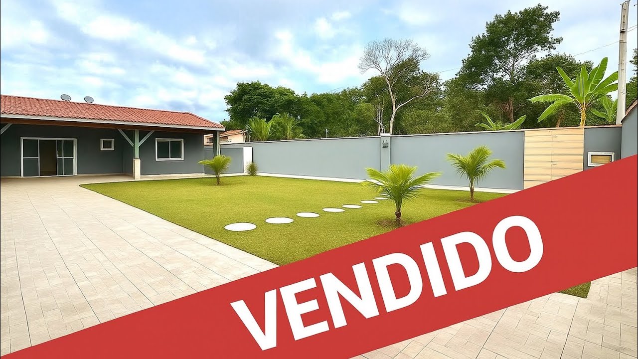 Casa toppp com muito terreno na praia de Peruíbe