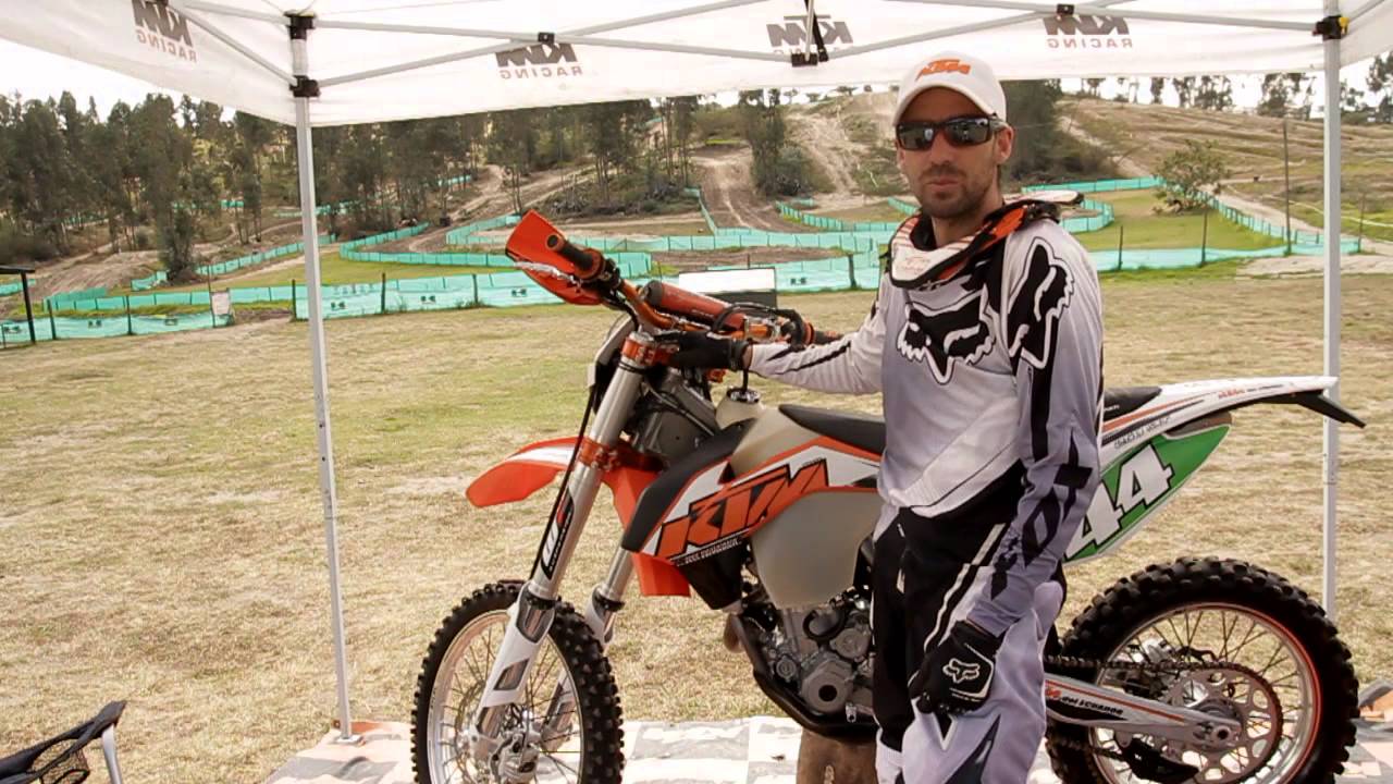 DATOS TÉCNICOS DE POSICION DE MANDOS, Y REVISION MECÁNICA DE LA MOTO (Por Wilson Malo Jr.)