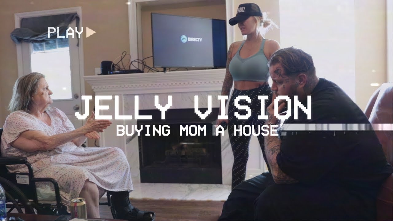 We Got Mama D A New House! | Bunnie Xo