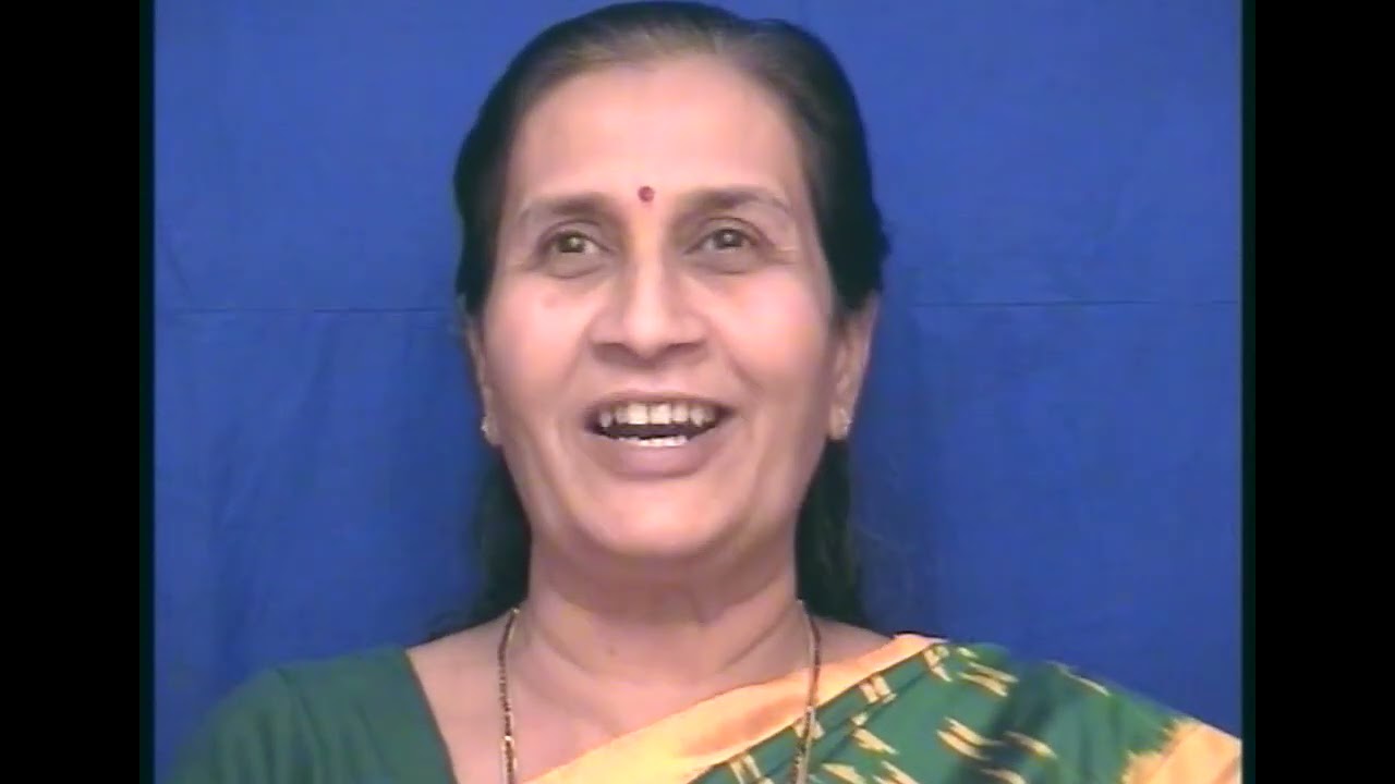 Pratibhatai ani Shri Sudhir Chitale- Narmada Parikrameche anubhav