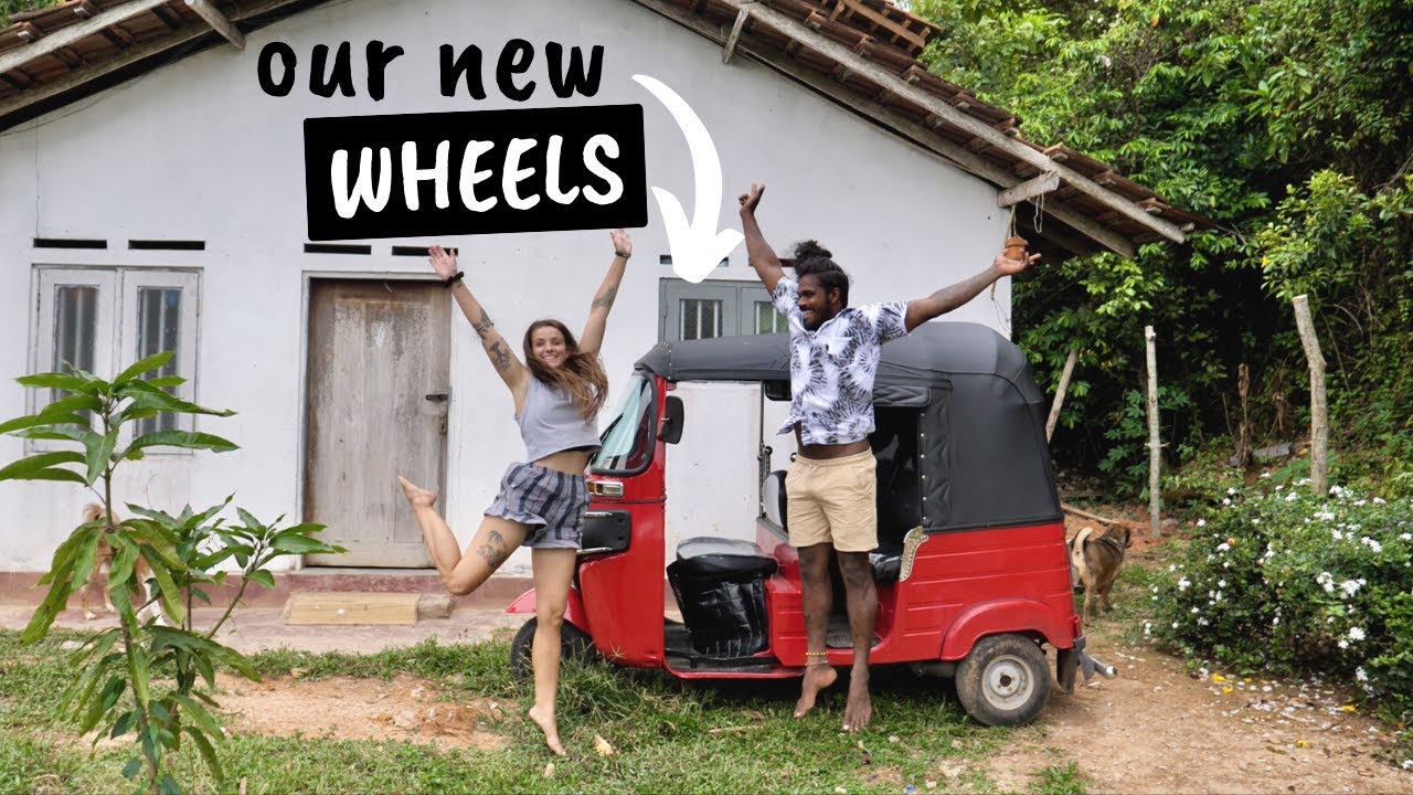 WE BOUGHT A TUKTUK!! 🛺