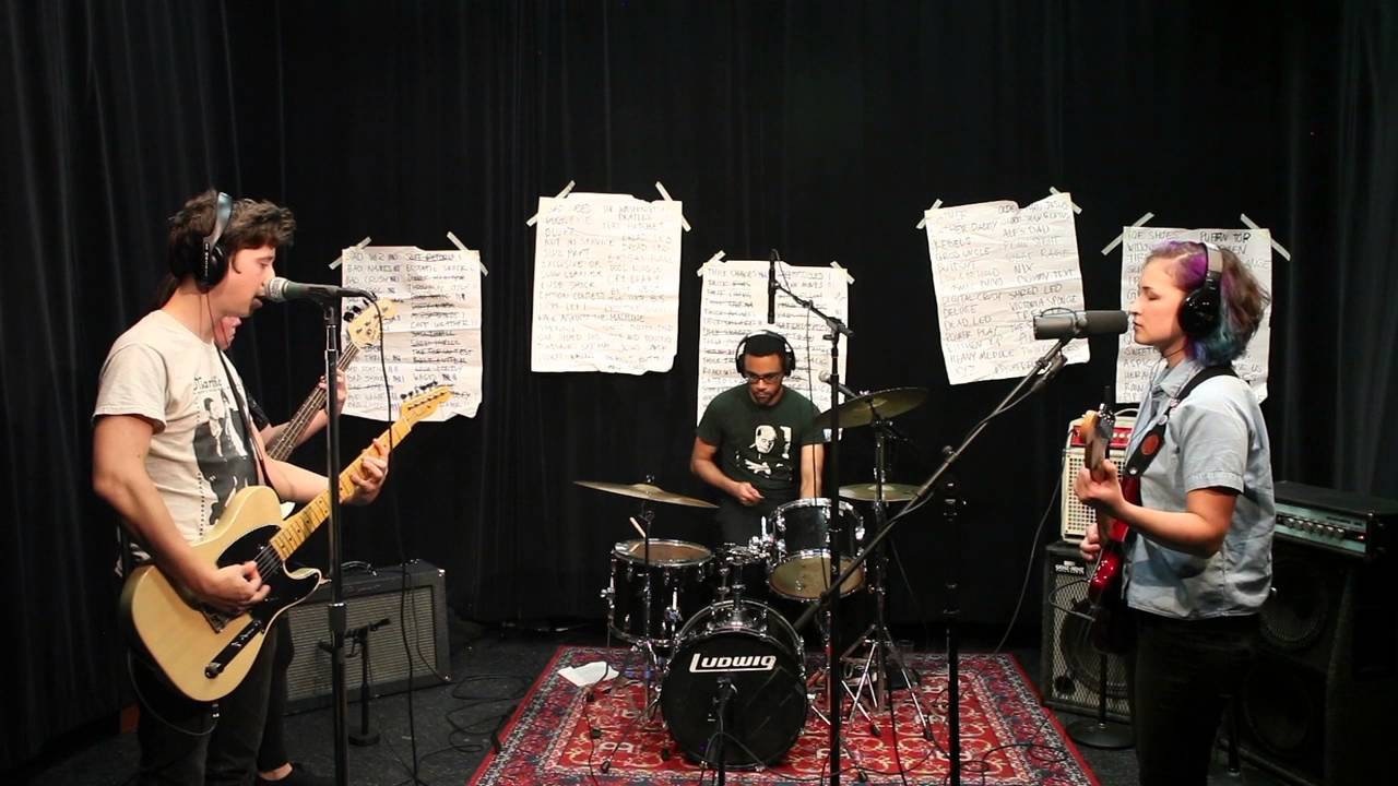 Bad Moves - Drain Me - Live at WVAU