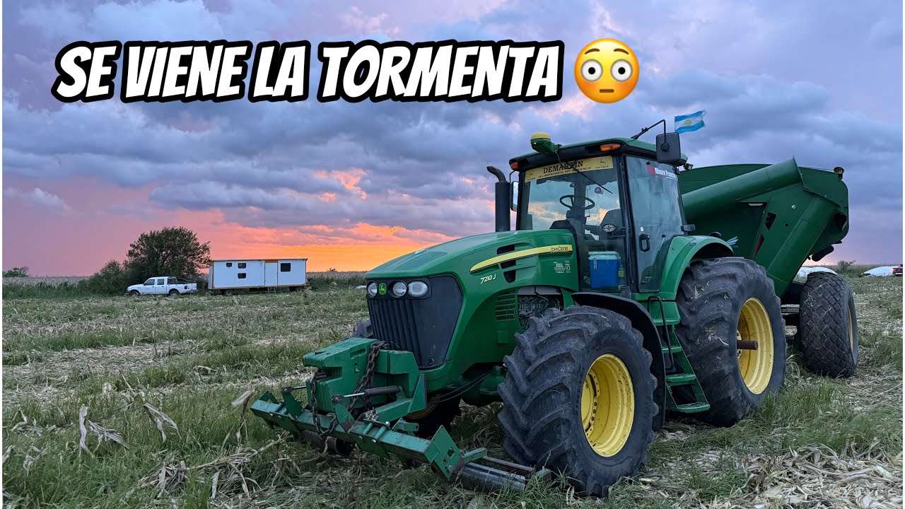 COSECHA de MAIZ, se CORTO una CORREA y la LLUVIA no nos DEJÓ SEGUIR