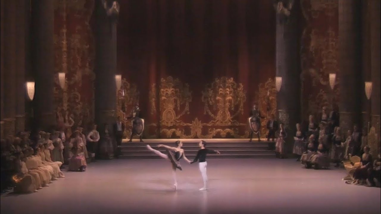 Black Swan pas de deux [Swan Lake]- R. Nureyev ☆Principal: Tatum Shoptaugh, Slovak National Theatre