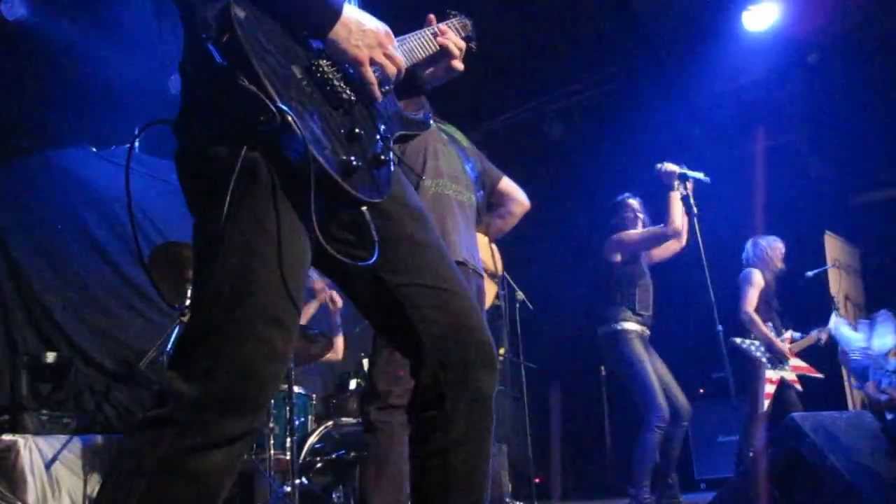 LION TWIN: »Occupy!« Live at Cobra (Solingen, D)