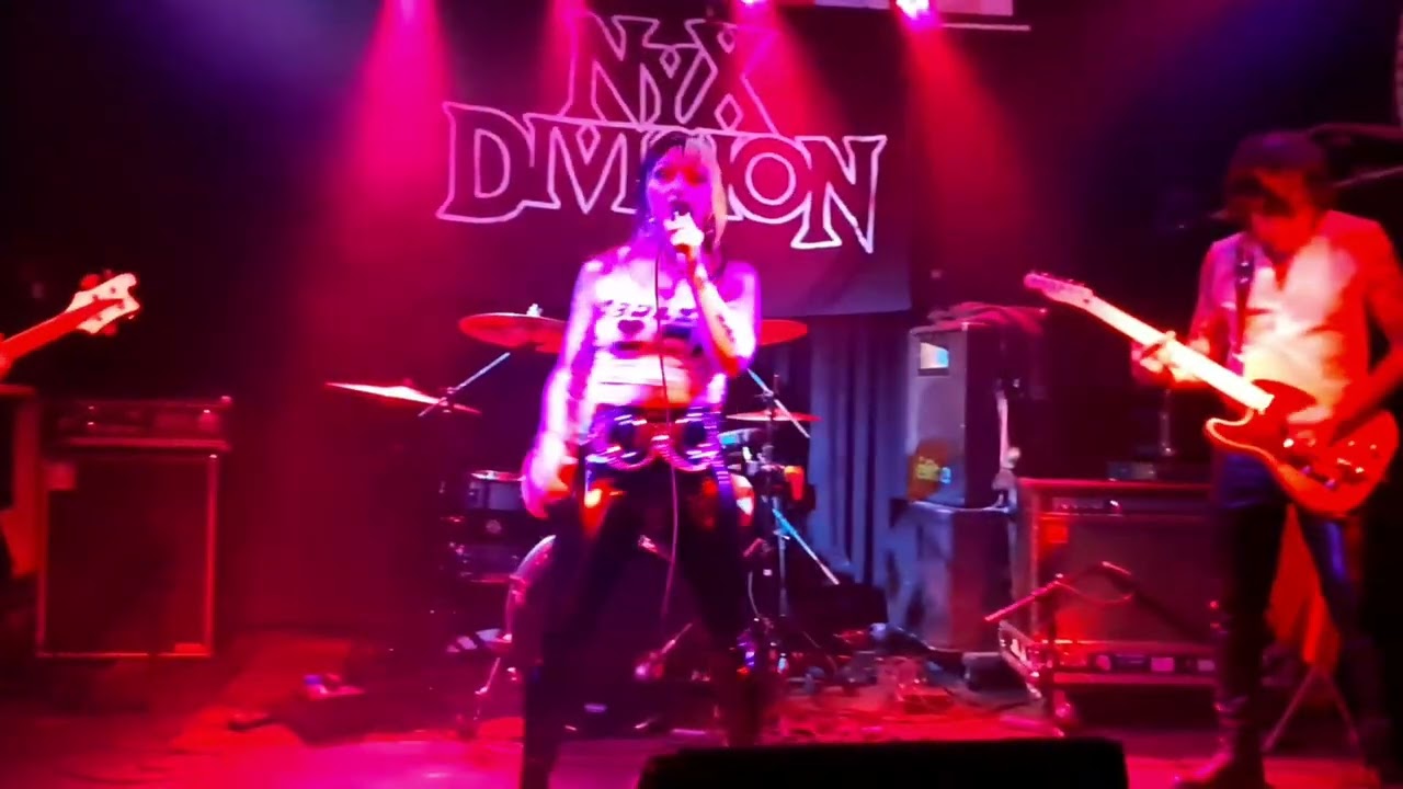 #3675 NYX DIVISION SONG MIDNIGHT LIGHTS