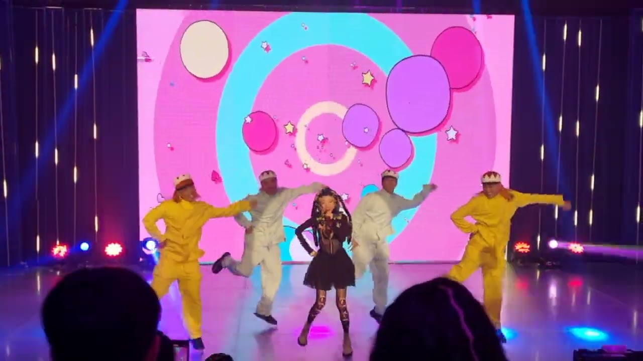 Dara on It's Showtime 9.23.2023